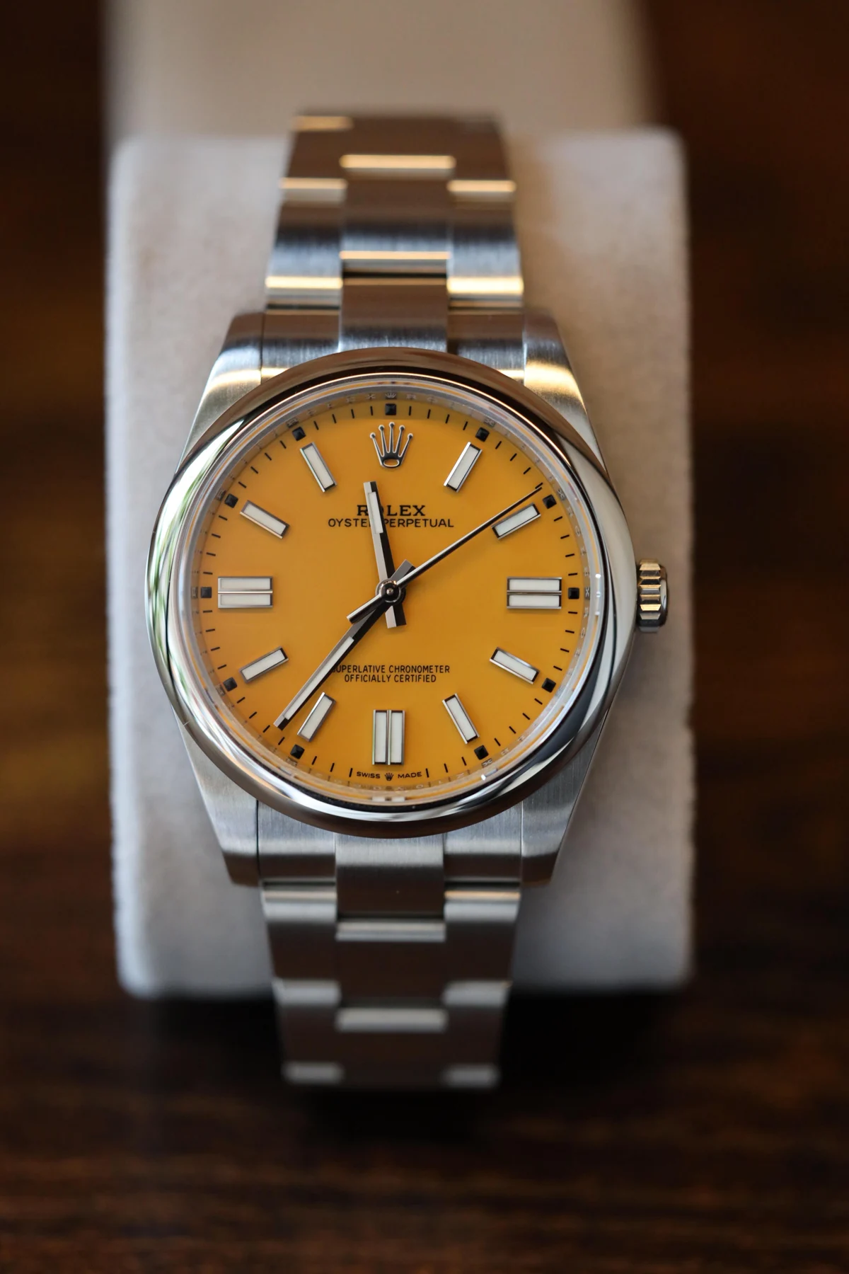 Yellow dial 41 — full watch view