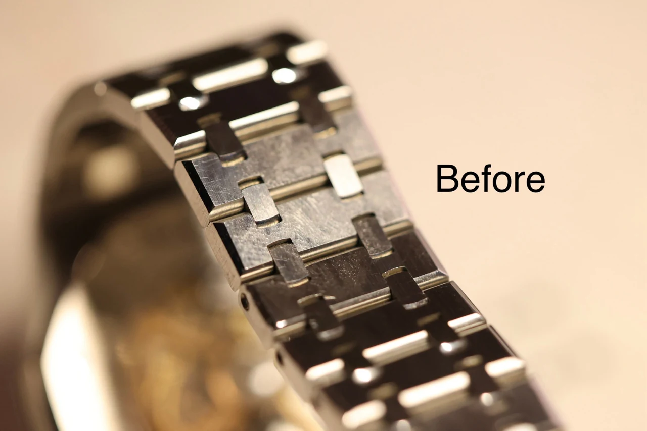 Scratched bracelet clasp before service